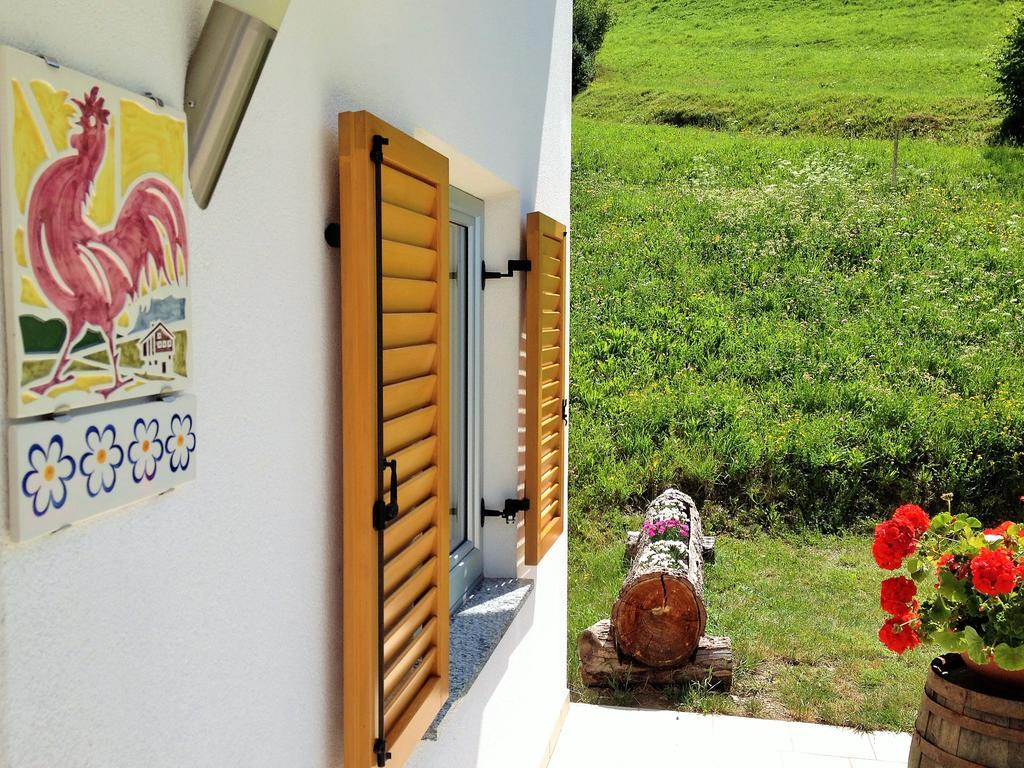 Agriturismo Ferienhof Gschloier (Adults Only) Laion Exterior photo